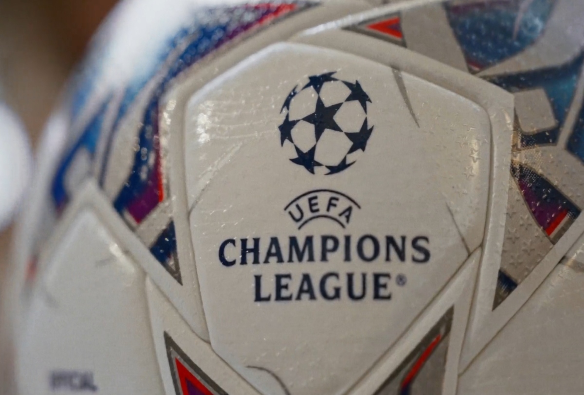 El Balón de la UEFA Womens Champions League 2024 - Noticias/Futbol 