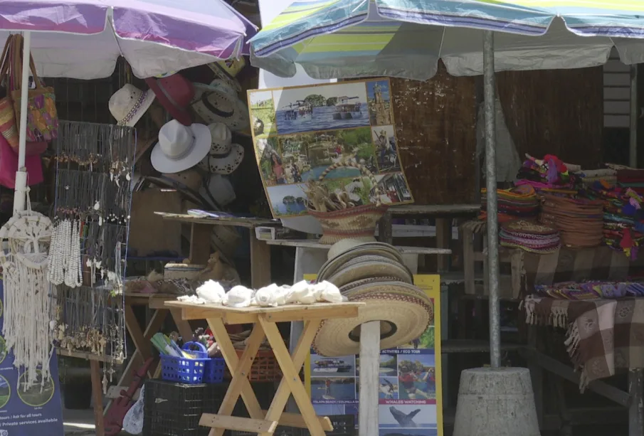 Comercios pequeños en Puerto Vallarta.