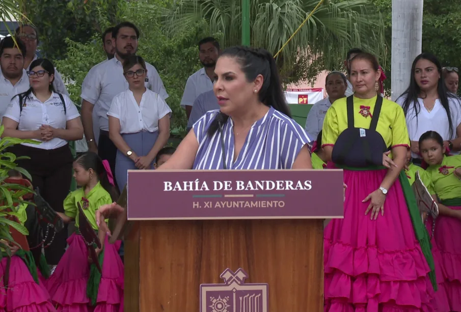 Presidenta de Bahía en el podium