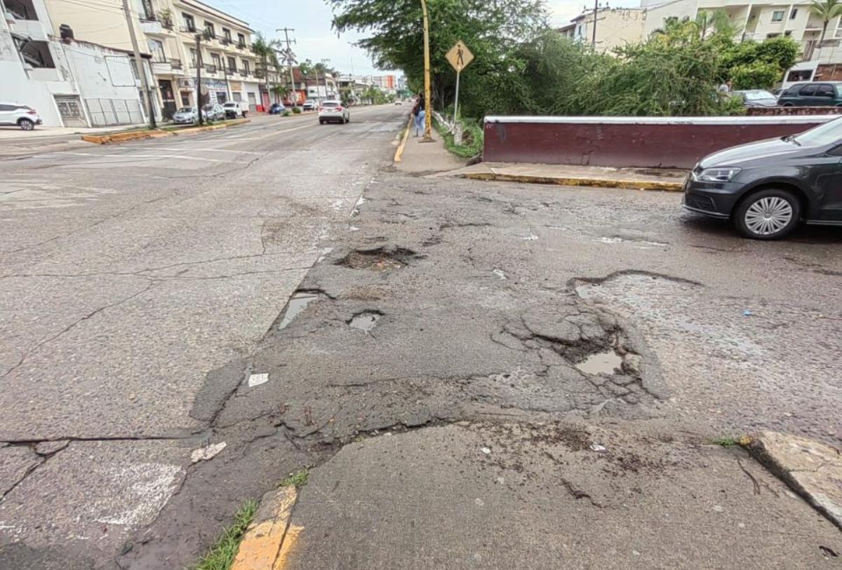 Calle destrozada en Puerto Vallarta