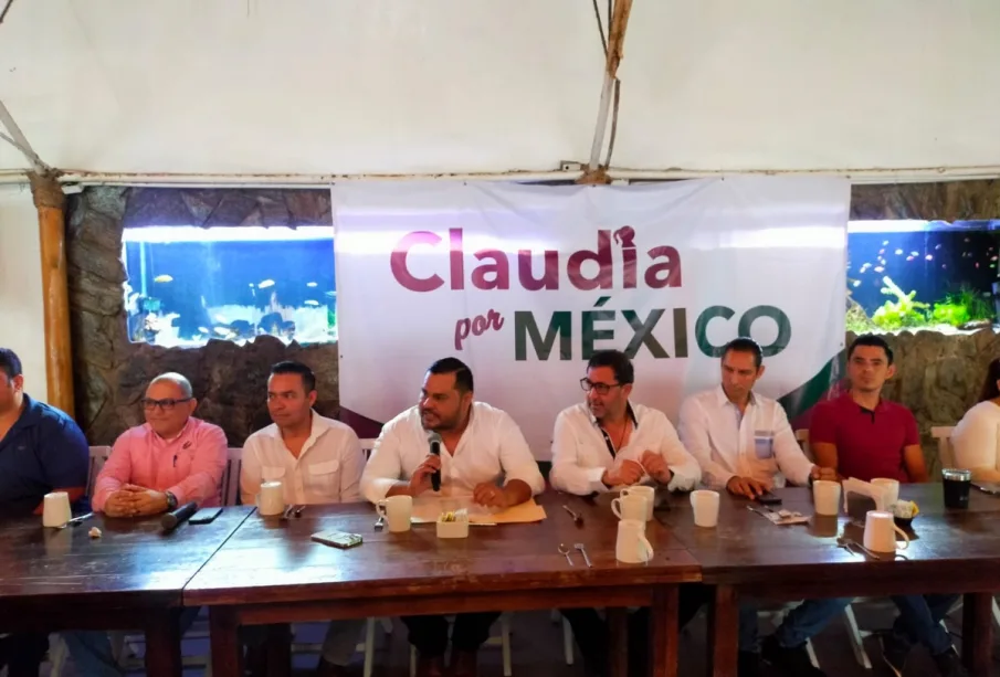 "Claudia por México".