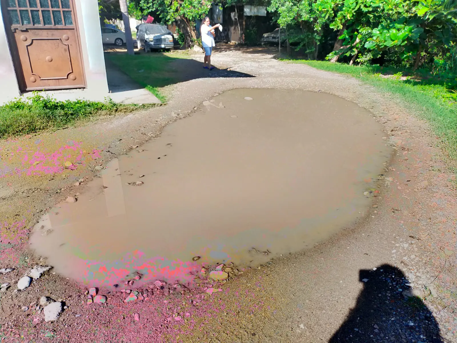 Mega charco de agua en La Floresta