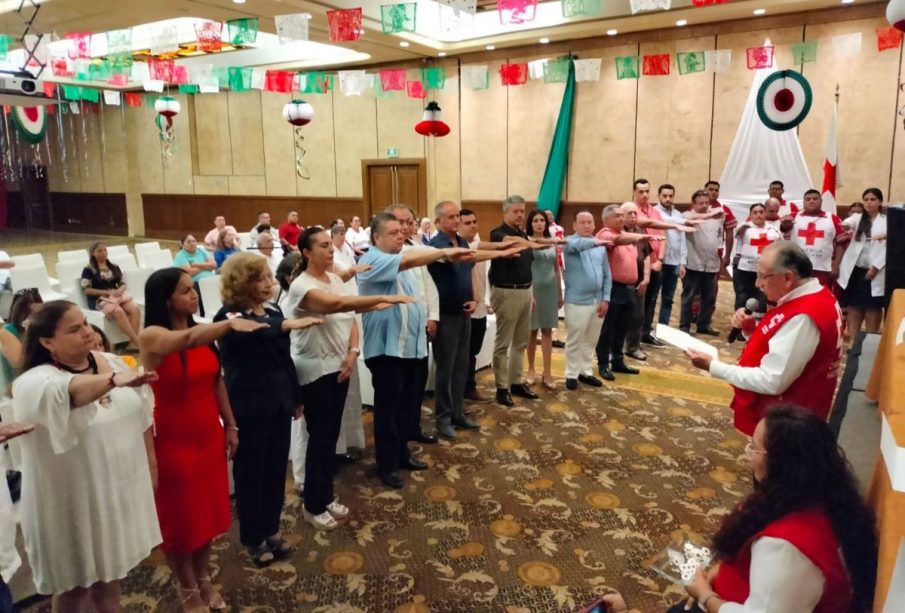 Toma de protesta del nuevo consejo directivo de la Cruz Roja Mexicana