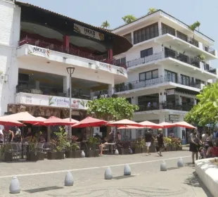 Restaurantes sin turismo en Vallarta