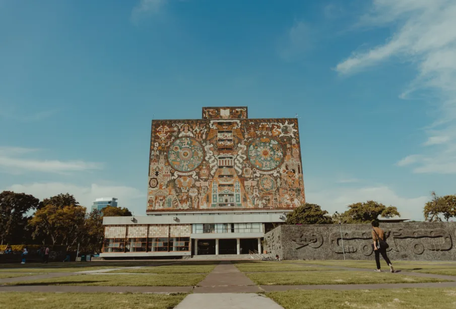 UNAM.