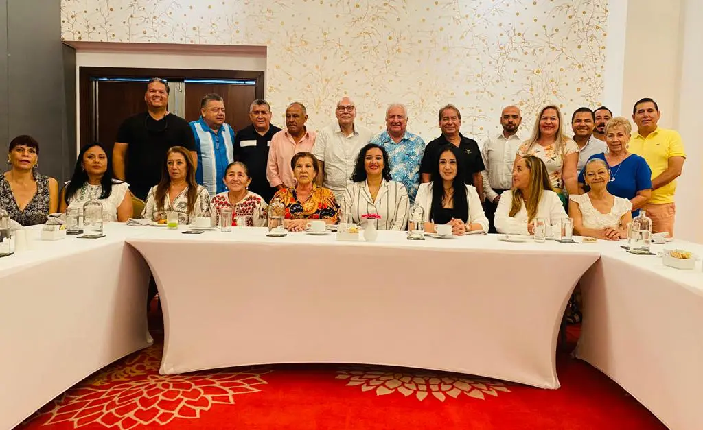 Empresarios y políticos de Vallarta