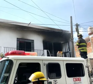 Incendio en domicilio de El Pitillal