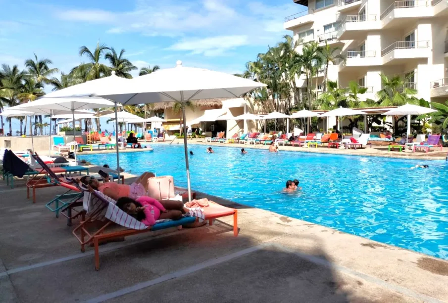 Turistas en hoteles de Vallarta