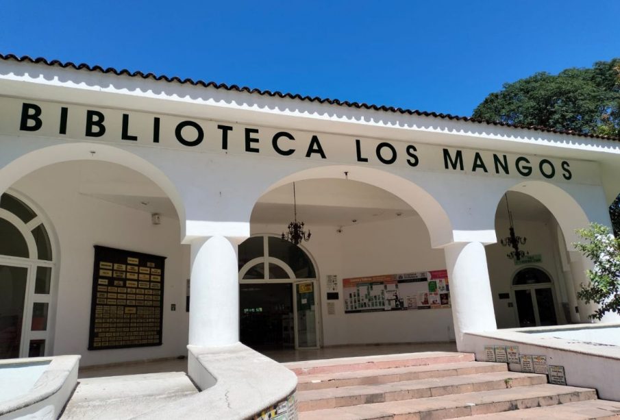 Biblioteca Los Mangos en Puerto Vallarta