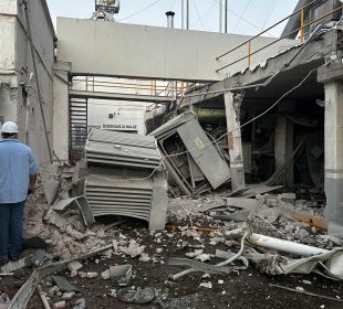 La explosión fue al interior de la planta de Maseca en Acaponeta