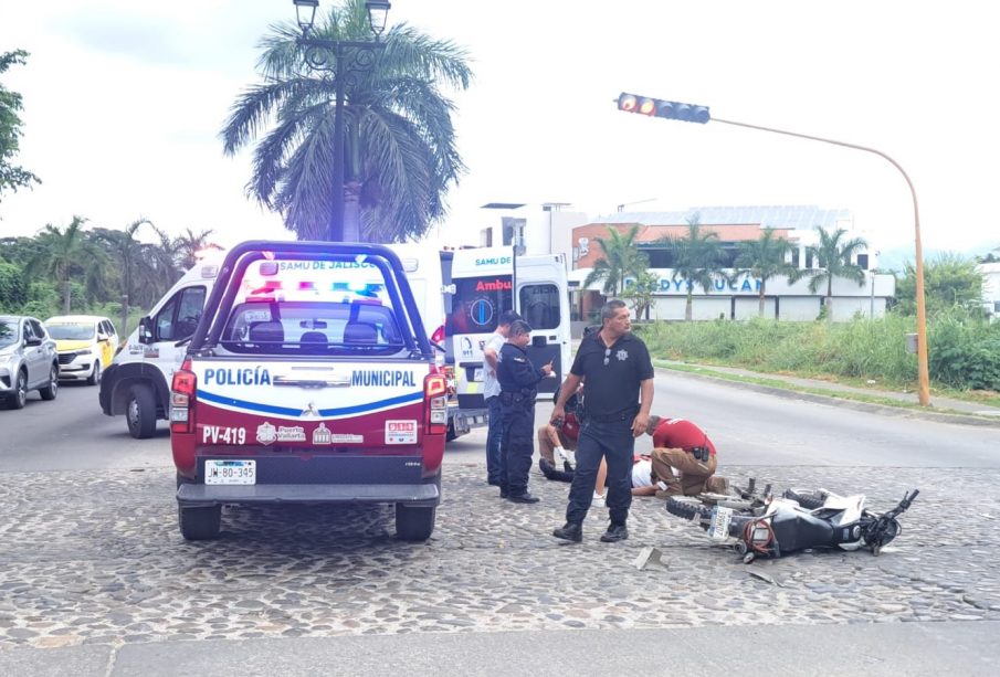 Conductor de camioneta dijo que no vio el semáforo