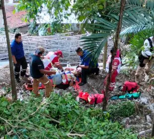 Paramédicos lograron el rescate de la persona