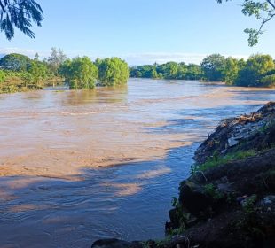 Río Ameca desbordado