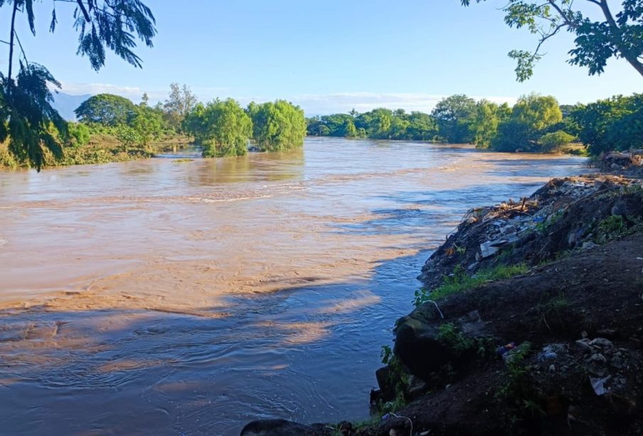 Río Ameca desbordado