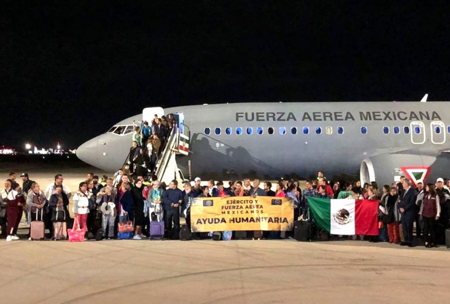 mexicanos procedentes de Israel a Base Militar Aérea de Santa Lucía, Estado de México