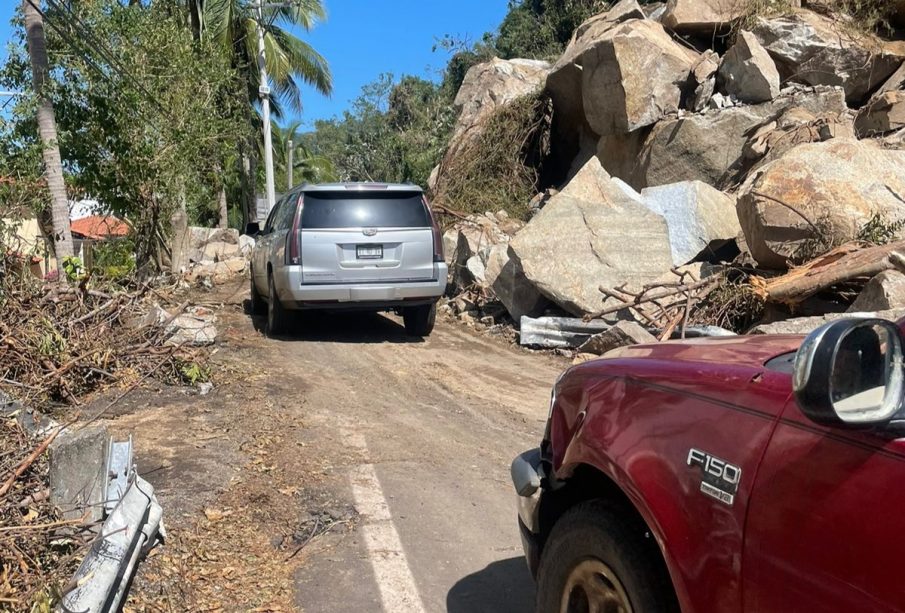 Carretera 200 sur hacia Boca de Tomatlán