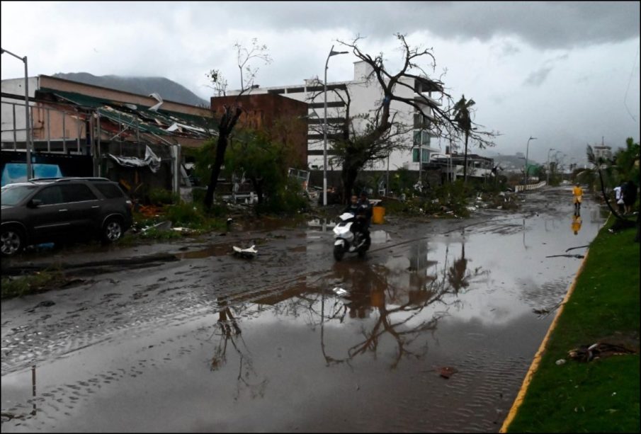 Acapulco, destrozado por "Otis".