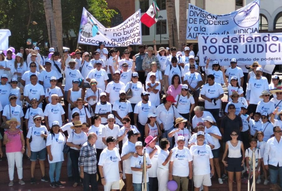 Manifestación en Vallarta