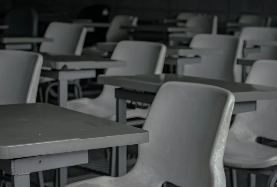 Butacas salón de clases.