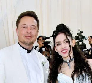 Elon Musk y Grimes