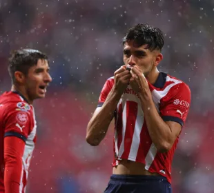 Jugador de Chivas.