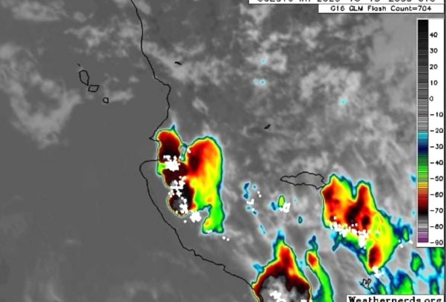 Radar sobre tormentas eléctricas sobre Vallarta