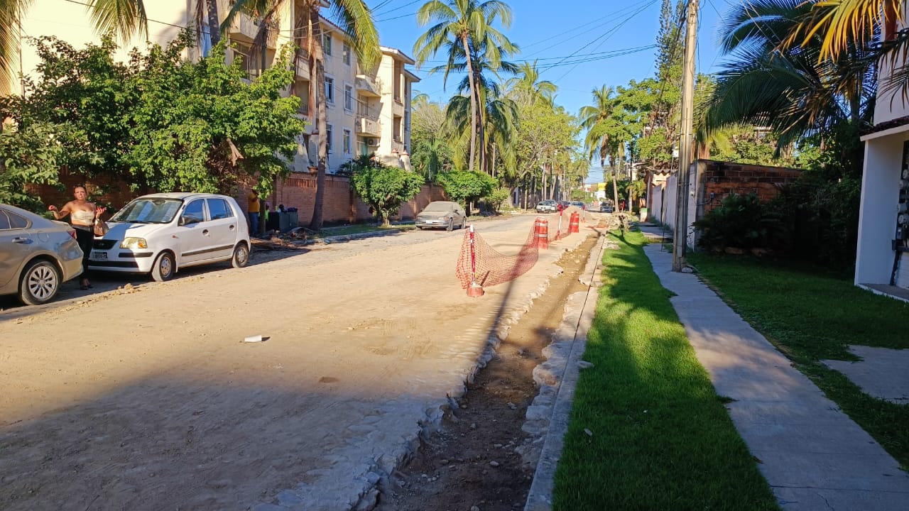 Calle Palm Spring sin pavimentar