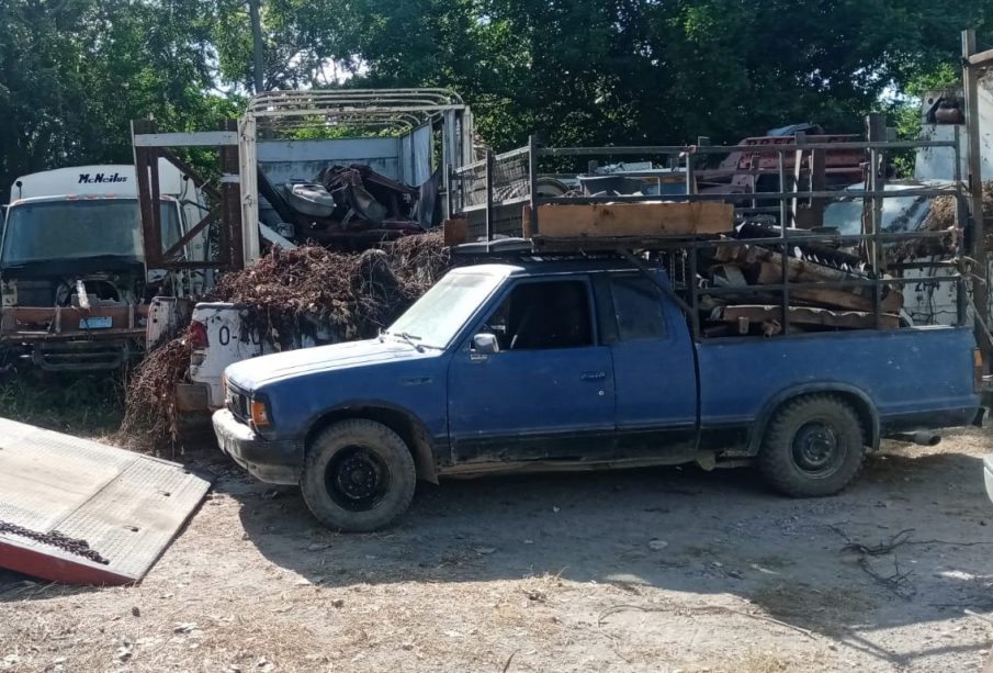 captruran a sujeto, ya tenía cargada su camioneta con mercancía presuntamente robada