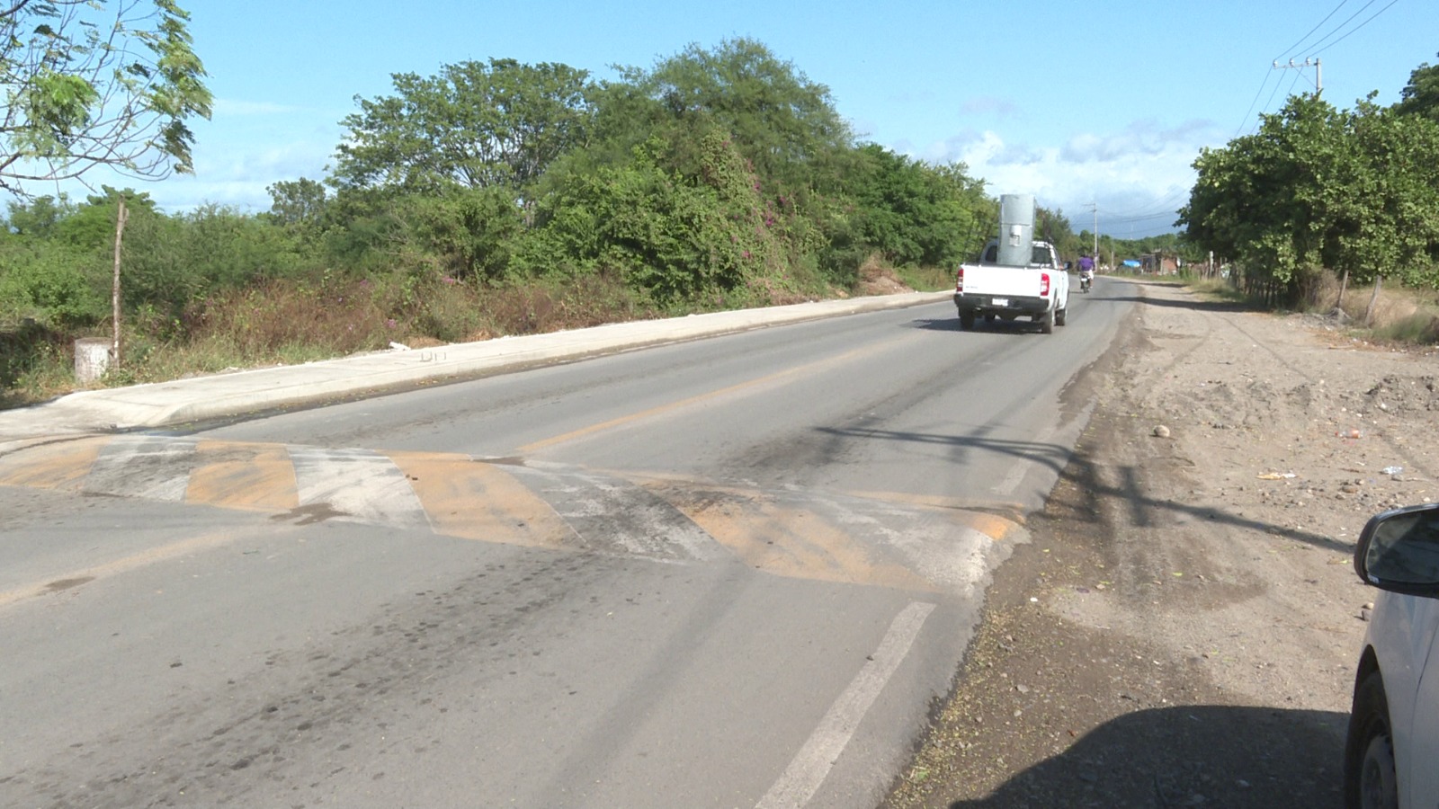 Carretera en Valle Dorado