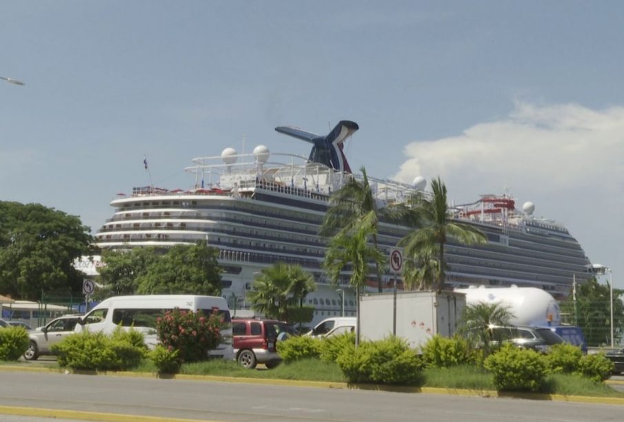 Crucero en bahía de Vallarta