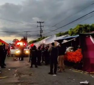 El enfrentamiento armado en el mercado, se debió a la presunta disputa de la plaza entre supuestos grupos criminales antagonistas.