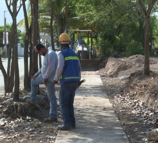 Reparación de calles en Valle Dorado
