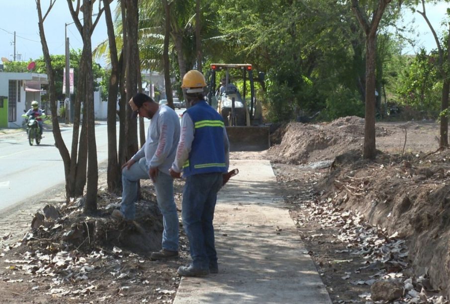 Reparación de calles en Valle Dorado