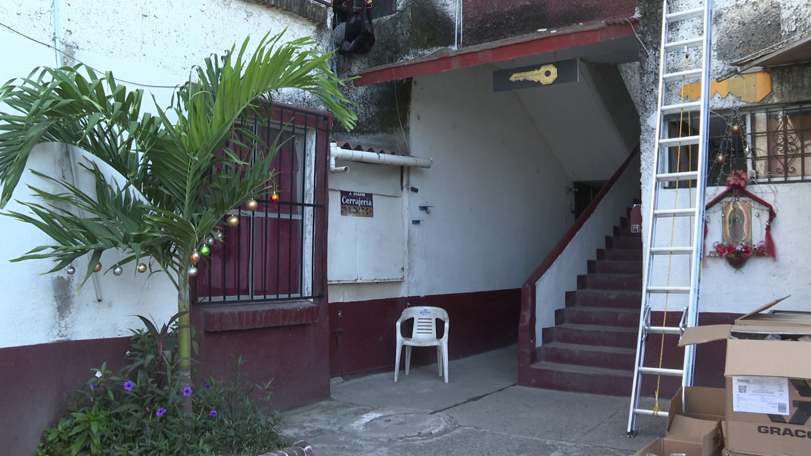 Unidad habitacional de La Aurora por dentro