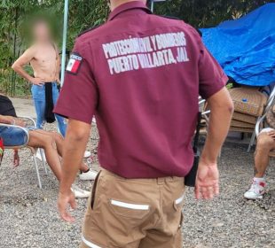 Unidades de emergencia en Vallarta 500