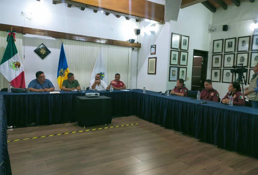 Reunión del ayuntamiento de Puerto Vallarta