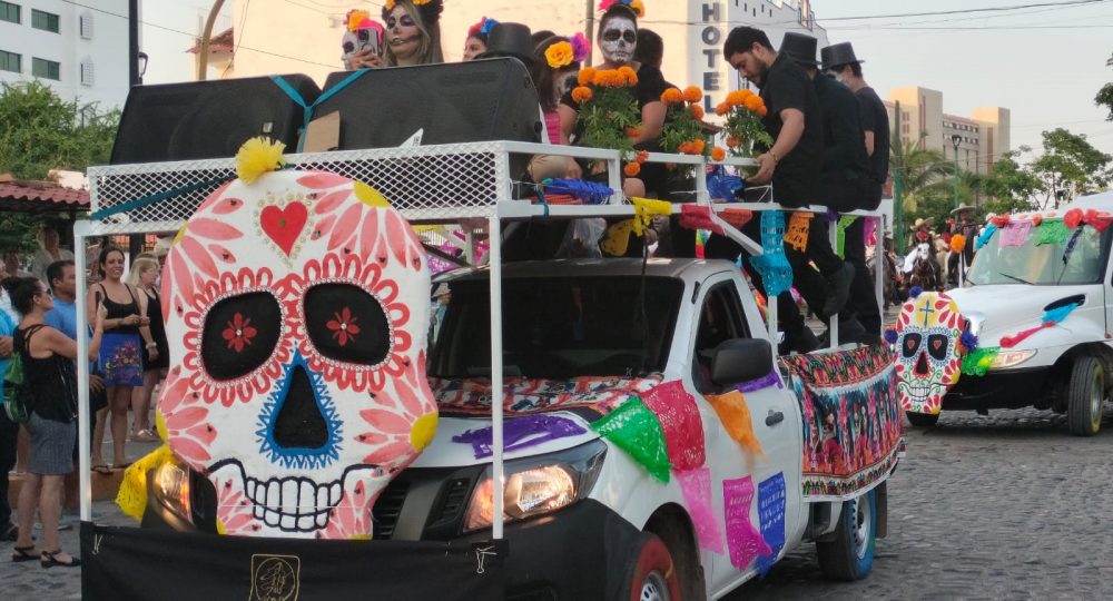 Desfile de Muertos en Puerto Vallarta