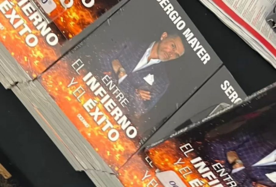 Libro de Sergio Mayer.