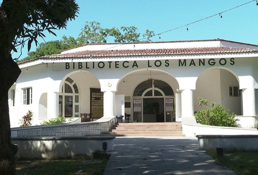 Biblioteca de Los Mangos