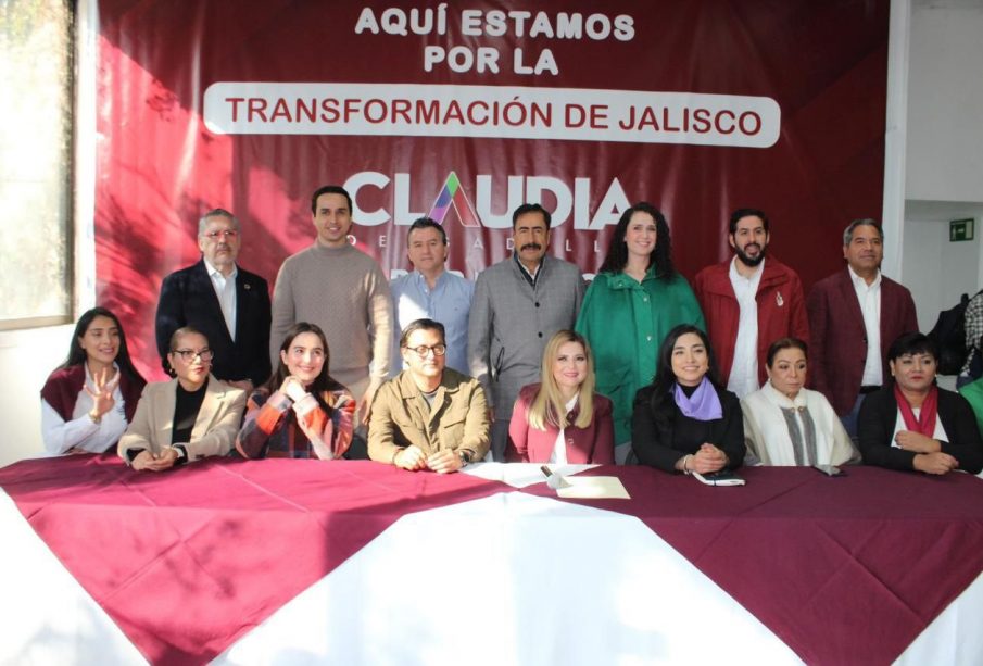 Con miras a la gubernatura de Jalisco, Claudis Delgadillo presentó su primer bloque de colaboradores