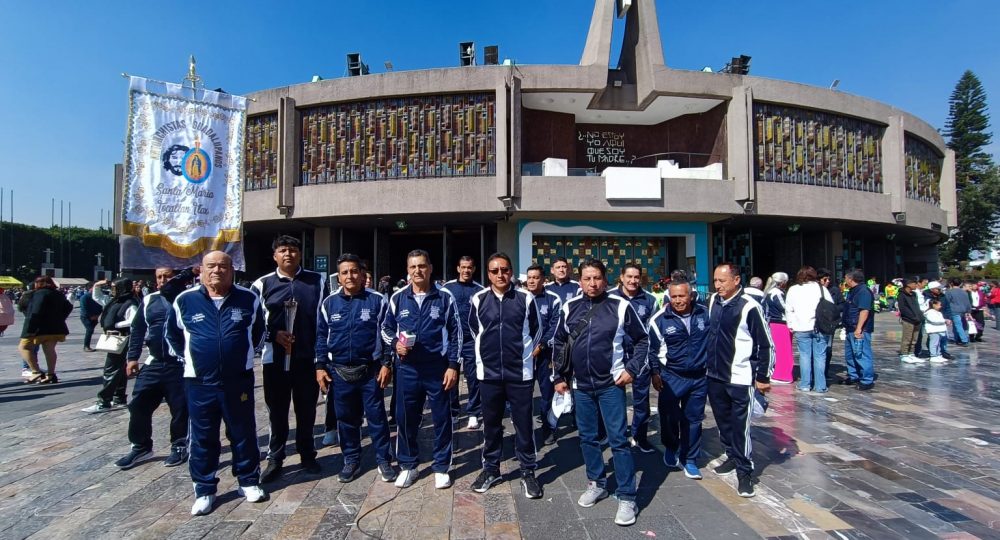 Contingente Guadalupano en la Basílica de Guadalupe