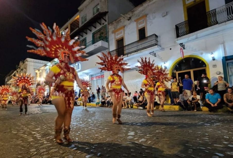 Danzantes en peregrinaciones de Puerto Vallarta