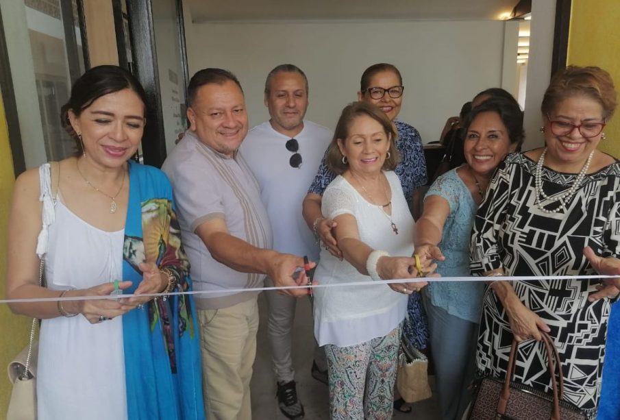 Inauguración de exposición en Museo Parroquial