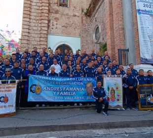 Integrantes de la antorcha guadalupana