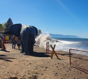 Oleaje fuerte en malecón