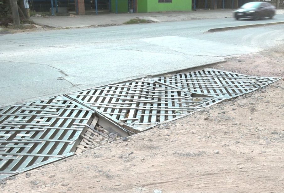 Boca de tormenta destrozada