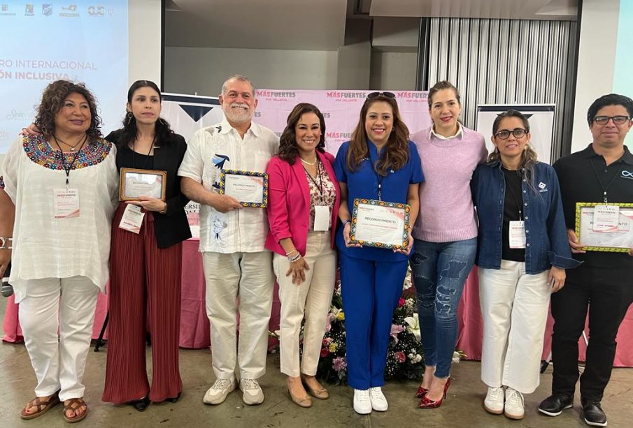 Asistentes al encuentro internacional de educación inclusiva en PV