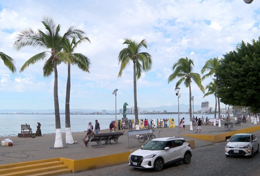 Malecón sin adornar