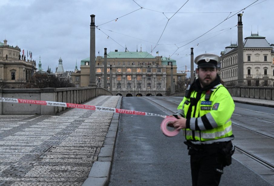 Se registra tiroteo en centro de Praga