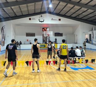 Jugadores de basquetbol